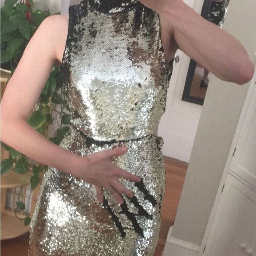 NWT H&M PARTY HOLIDAY SEQUINS MINI DRESS SIZE 2